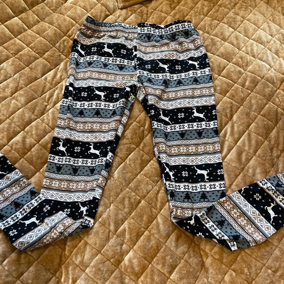 FESTIVE and FUN leggings w/ reindeer and other holiday designs/neutral coloring - Picture 2 of 7